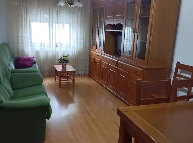 Apartamento De Dos Habitaciones En Quiroga